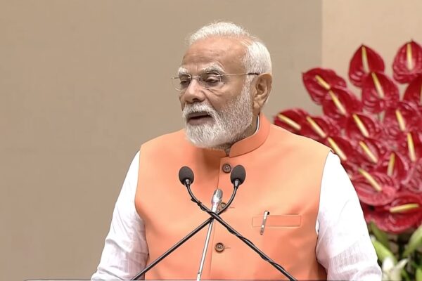 PM Modi Pays Tribute to Sree Narayana Gurudev, Highlights India’s Strength at Centenary Celebration