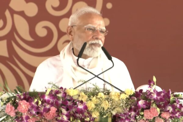 PM Modi in Kashi: Calls for Self-Reliance, Urges Citizens to Go ‘Vocal for Local’