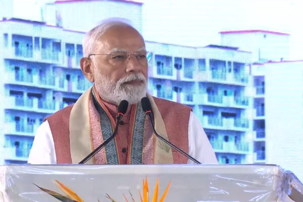 PM Modi Inaugurates New MP Flats in Delhi, Highlights ‘Ek Bharat, Shreshtha Bharat’ Spirit